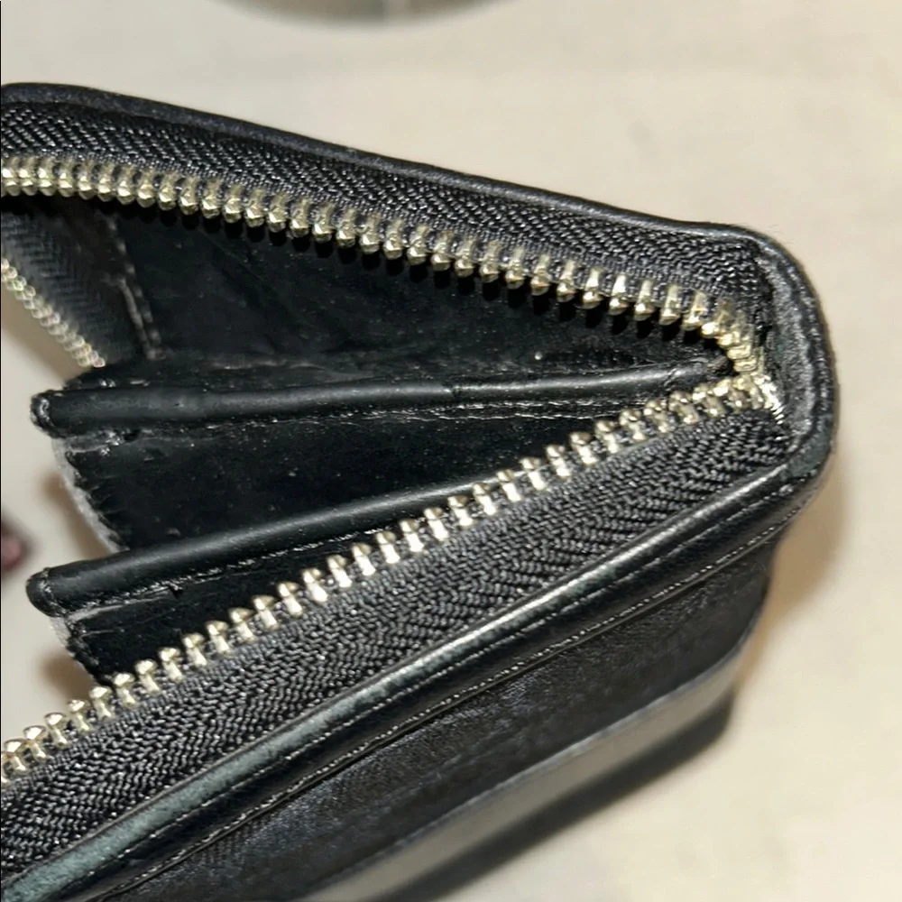 Black Patterned Wallet - Picture 10 of 10